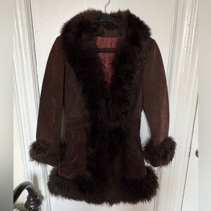 Vintage American Luxurious Brown Suede’s Trimmed Women's Coat from 70’s/80’s